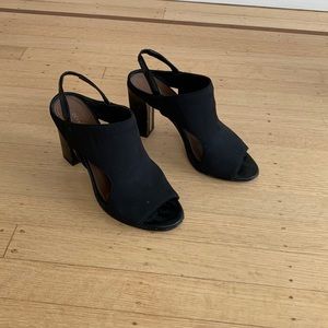 Donald pliner sandals